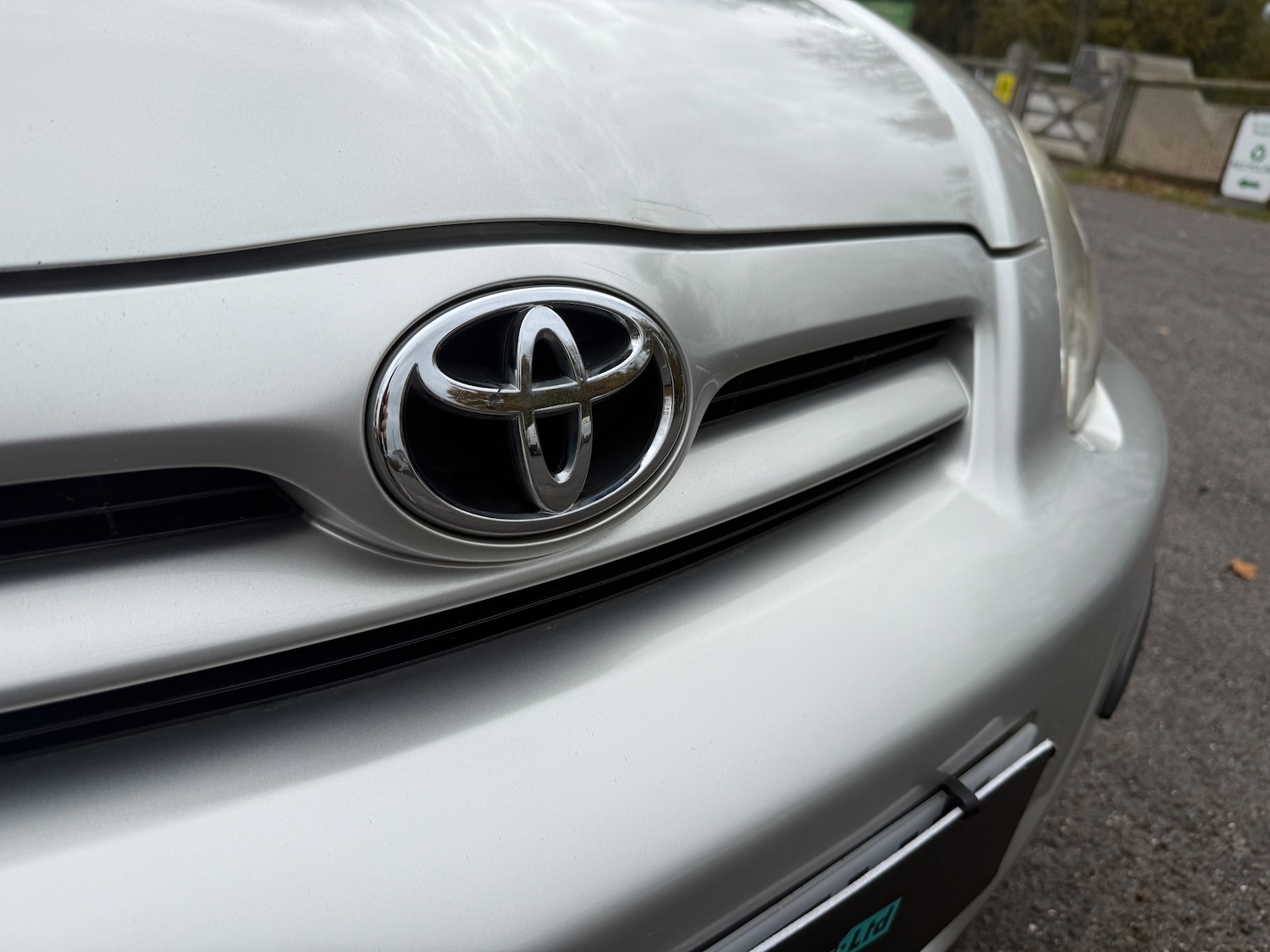 Used Toyota Corolla 2004 for sale - 76429535: Photo 47