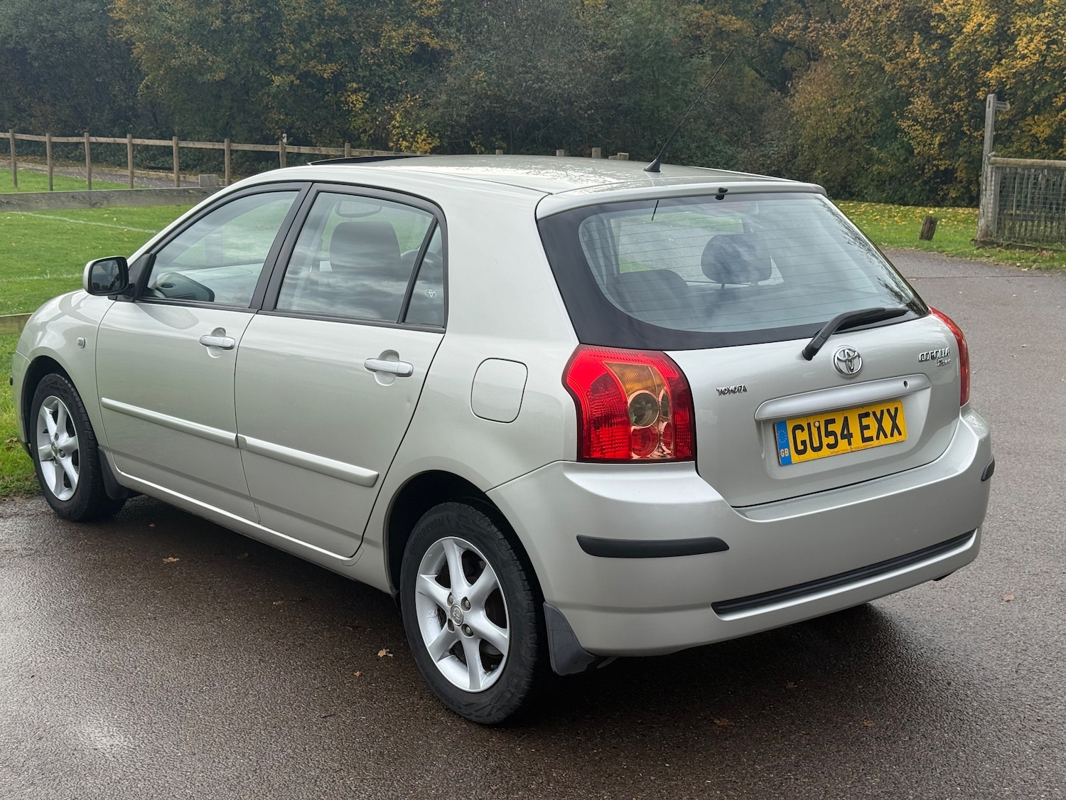 Used Toyota Corolla 2004 for sale - 76429535: Photo 6