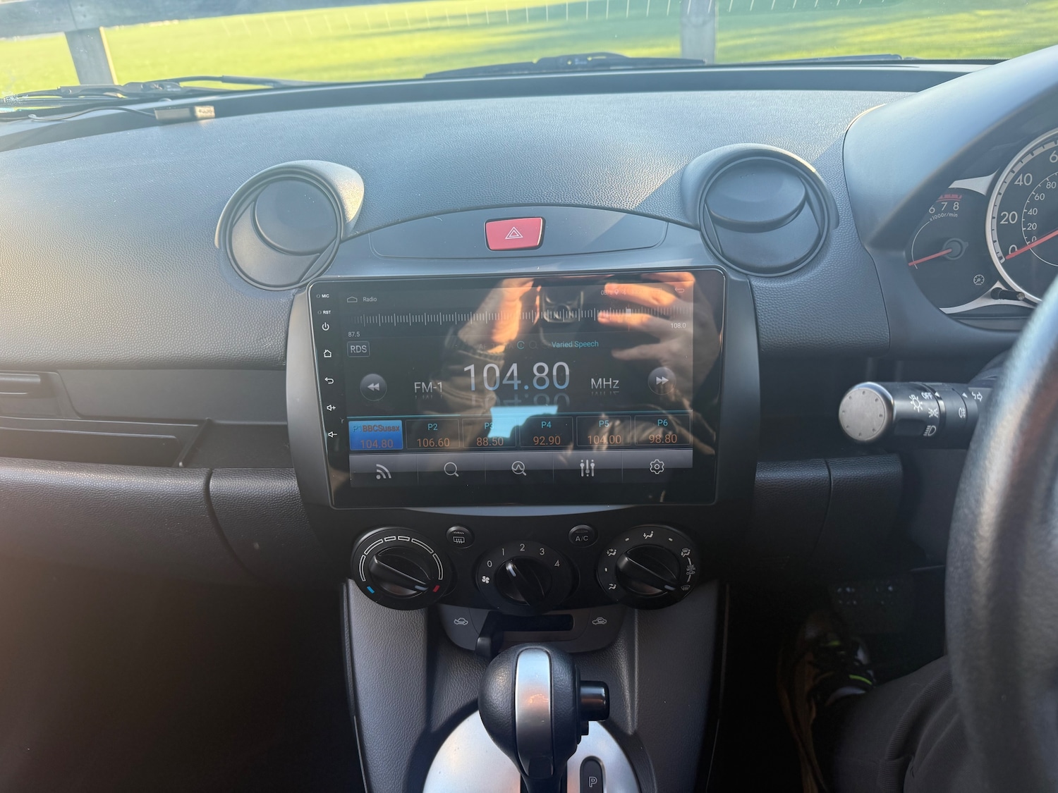 Used Mazda Mazda2 2014 for sale - 76653946: Photo 21