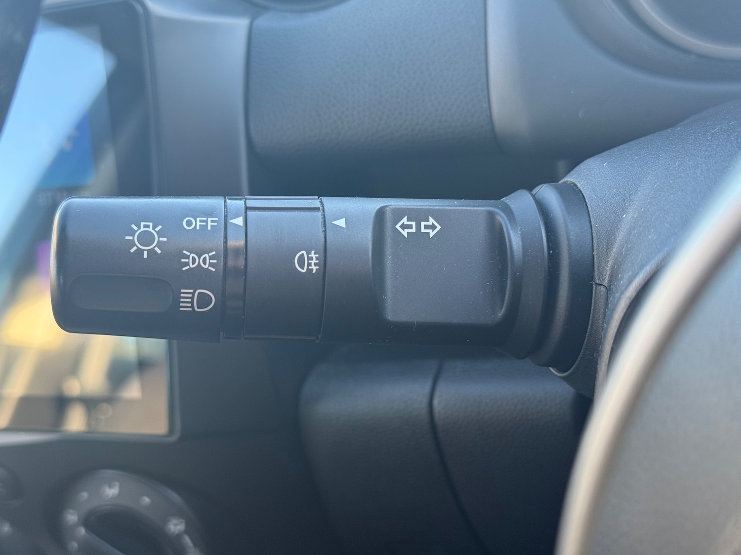 Used Mazda Mazda2 2014 for sale - 76653946: Photo 30