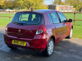 Used Renault Clio 2010 for sale - 76273791: Photo