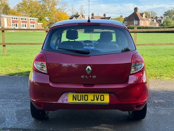 Used Renault Clio 2010 for sale - 76273791: Photo