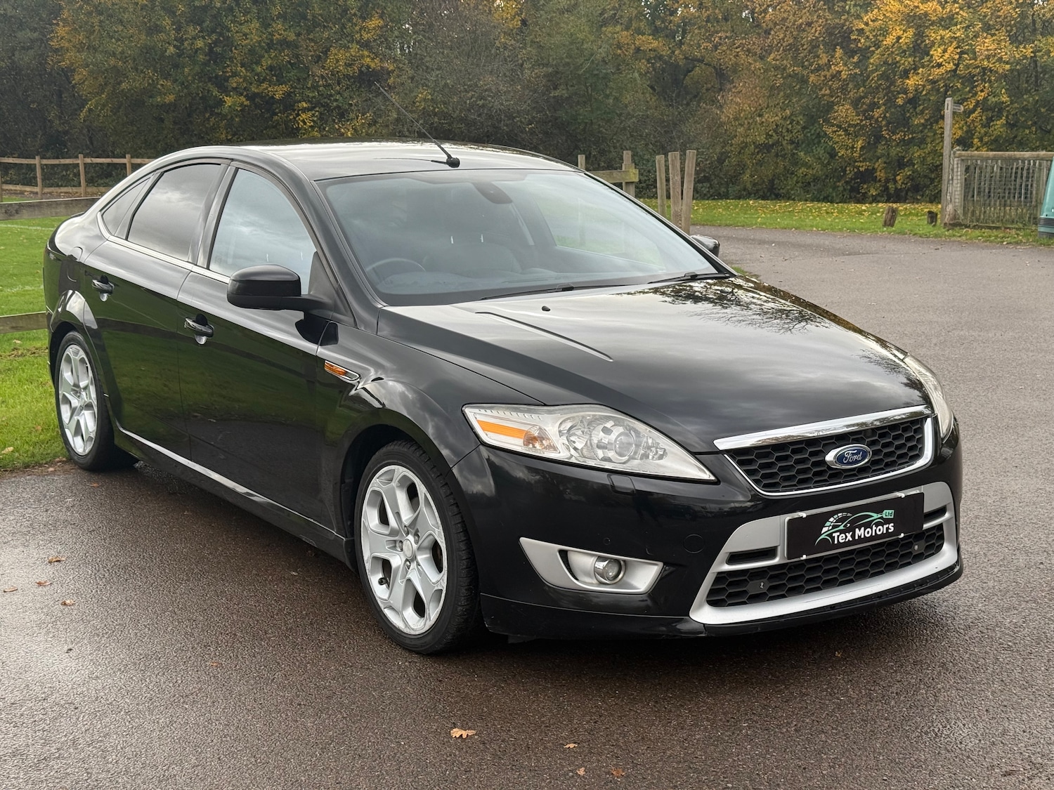 Used Ford Mondeo 2010 for sale - 76453677: Photo 2
