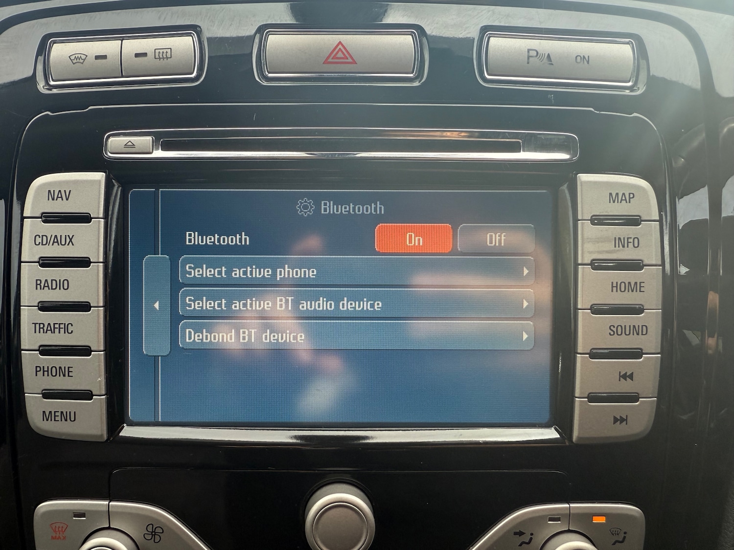 Used Ford Mondeo 2010 for sale - 76453677: Photo 32