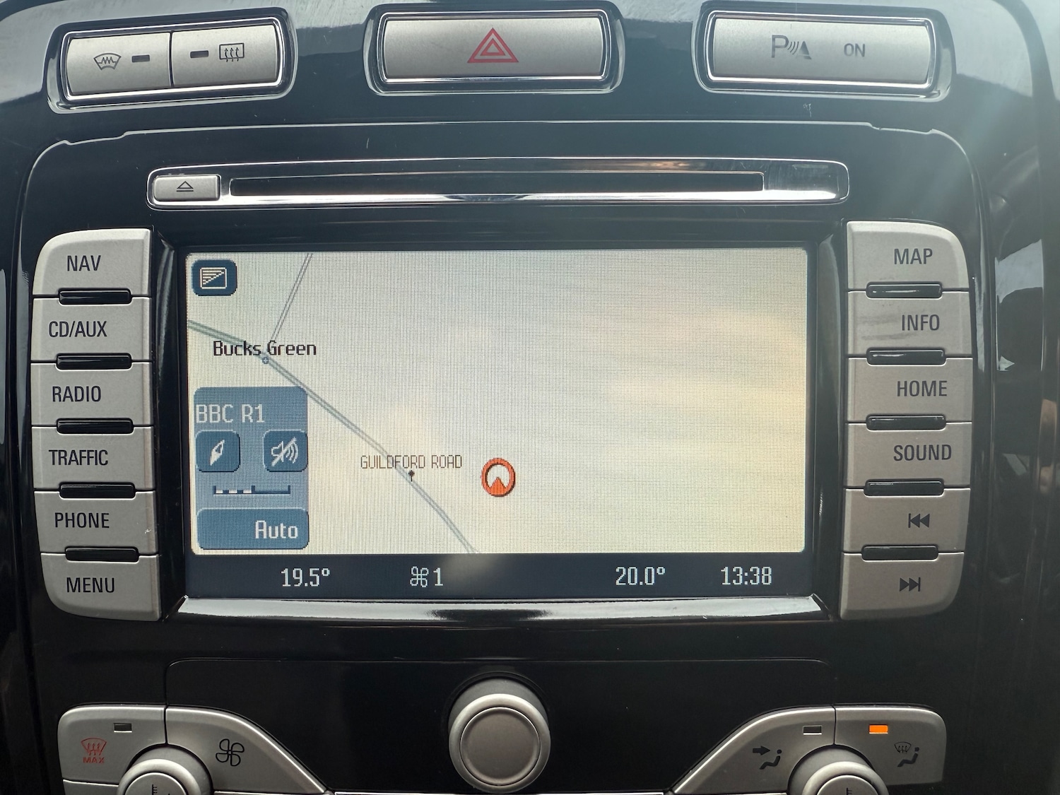 Used Ford Mondeo 2010 for sale - 76453677: Photo 34