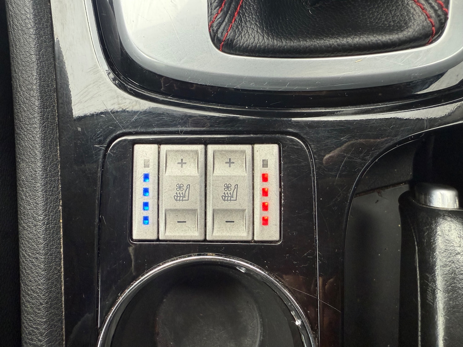 Used Ford Mondeo 2010 for sale - 76453677: Photo 42