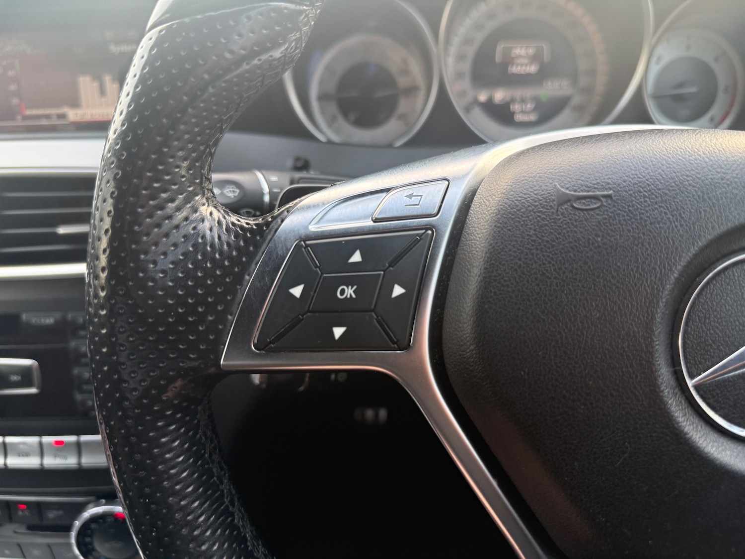 Used Mercedes-Benz C Class 2012 for sale - 77026714: Photo 37