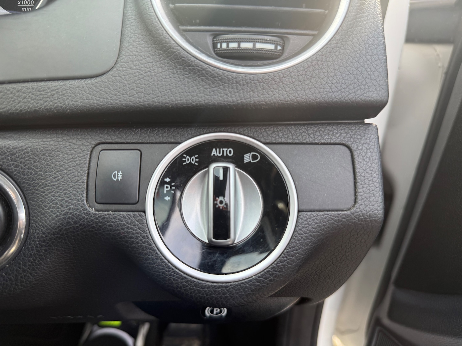 Used Mercedes-Benz C Class 2012 for sale - 77026714: Photo 39