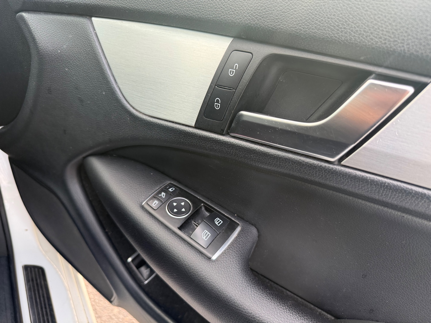 Used Mercedes-Benz C Class 2012 for sale - 77026714: Photo 40