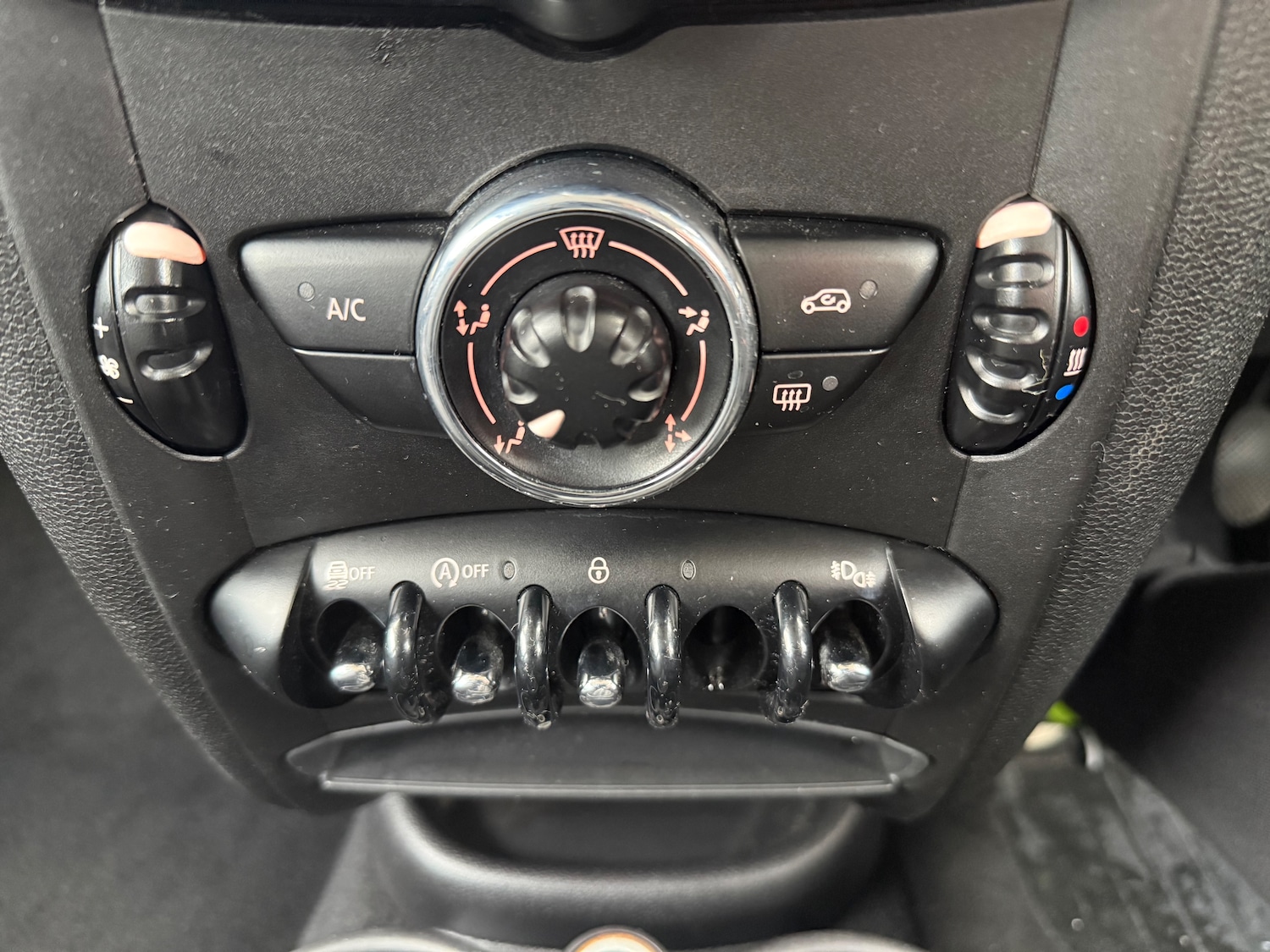 Used MINI Countryman 2015 for sale - 76653936: Photo 29