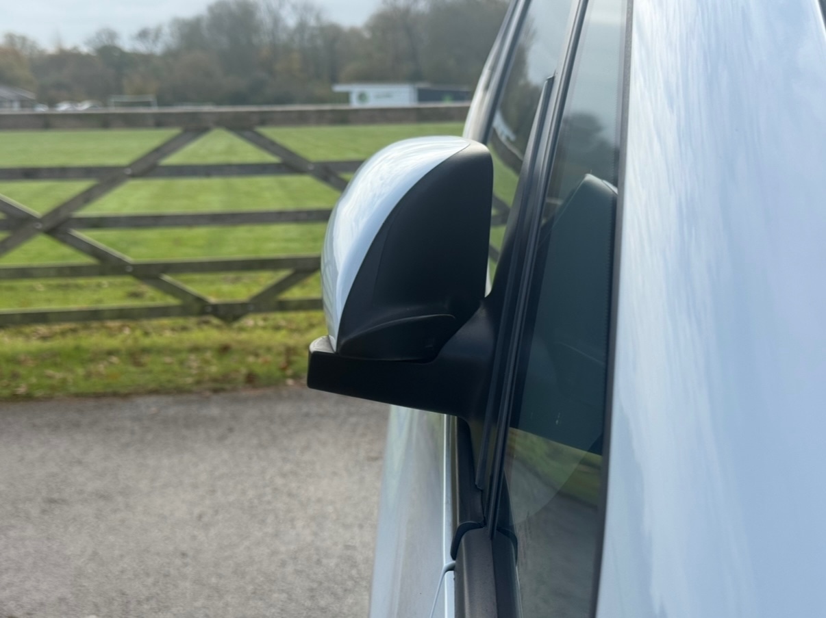 Used Kia Venga 2014 for sale - 76429527: Photo 52