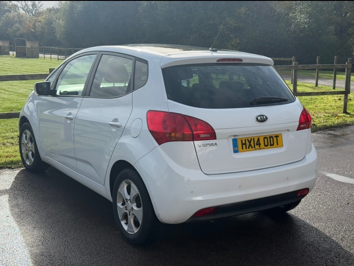 Used Kia Venga 2014 for sale - 76429527: Photo 6