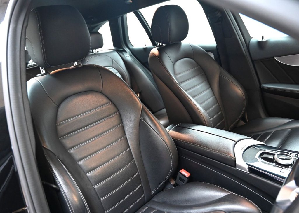 Used Mercedes-Benz C Class 2019 for sale - 78149253: Photo 4