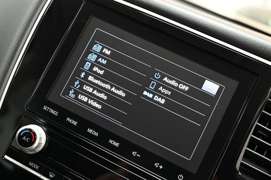 Used Mitsubishi Outlander 2020 for sale - 76309427: Photo 20