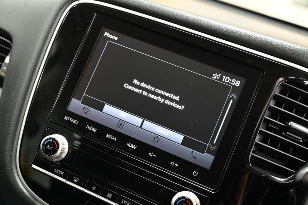 Used Mitsubishi Outlander 2020 for sale - 76309427: Photo 33