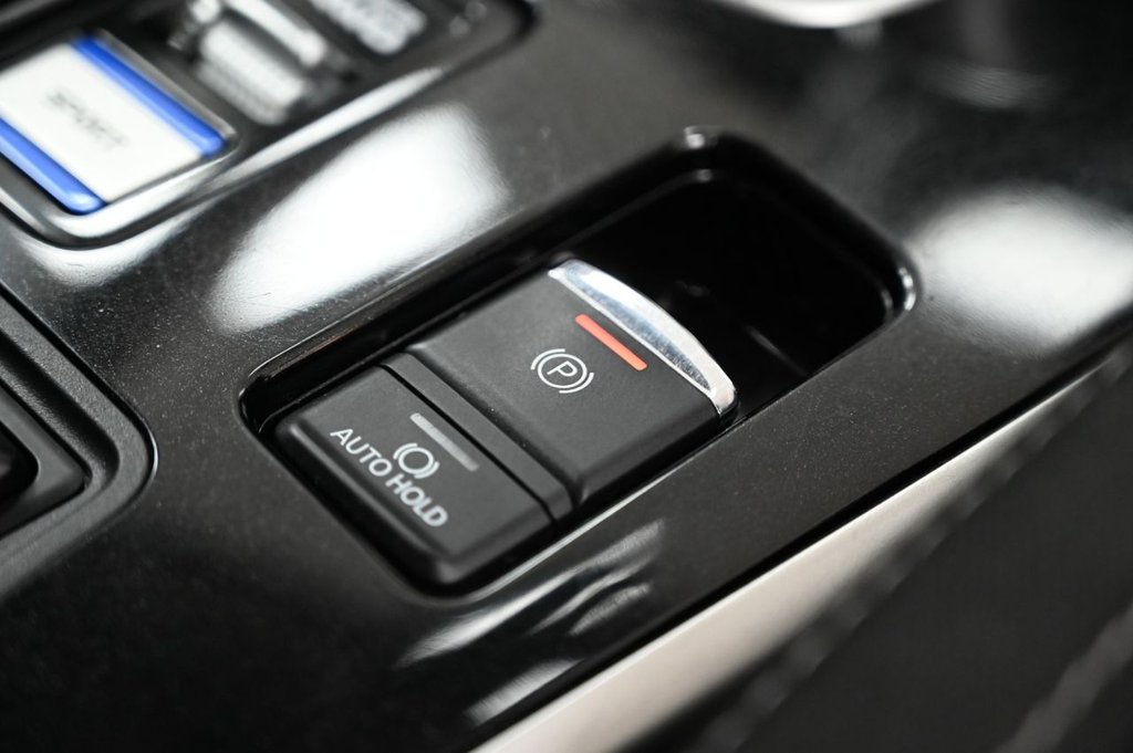 Used Mitsubishi Outlander 2020 for sale - 76309427: Photo 35