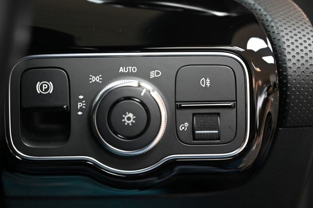 Used Mercedes-Benz A-Class 2019 for sale - 76840984: Photo 18