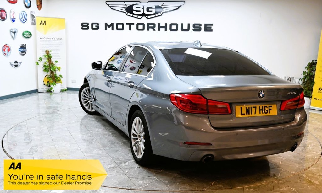 Used BMW 5 Series 2017 for sale - 77280749: Photo 2