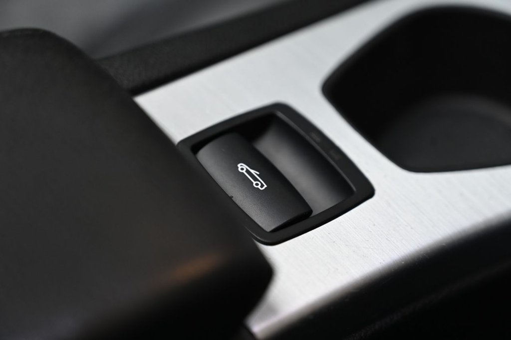 Used BMW 3 Series 2012 for sale - 77250022: Photo 17