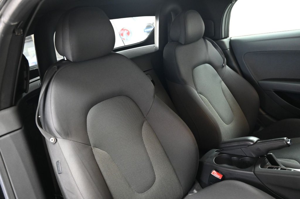 Used Audi TT 2010 for sale - 77313578: Photo 4