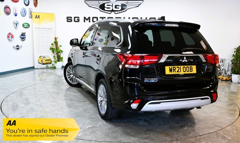 Used Mitsubishi Outlander 2021 for sale - 77941806: Photo 2