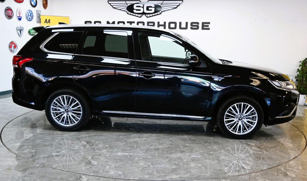 Used Mitsubishi Outlander 2021 for sale - 77941806: Photo 6