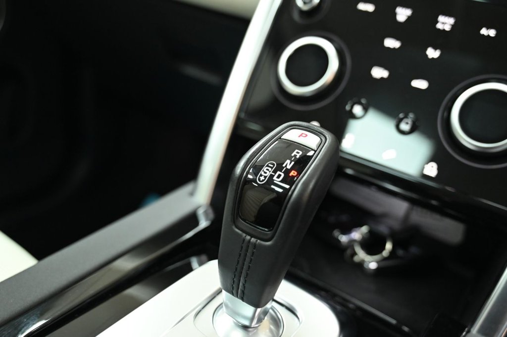 Used Land Rover Discovery Sport 2020 for sale - 76520440: Photo 13