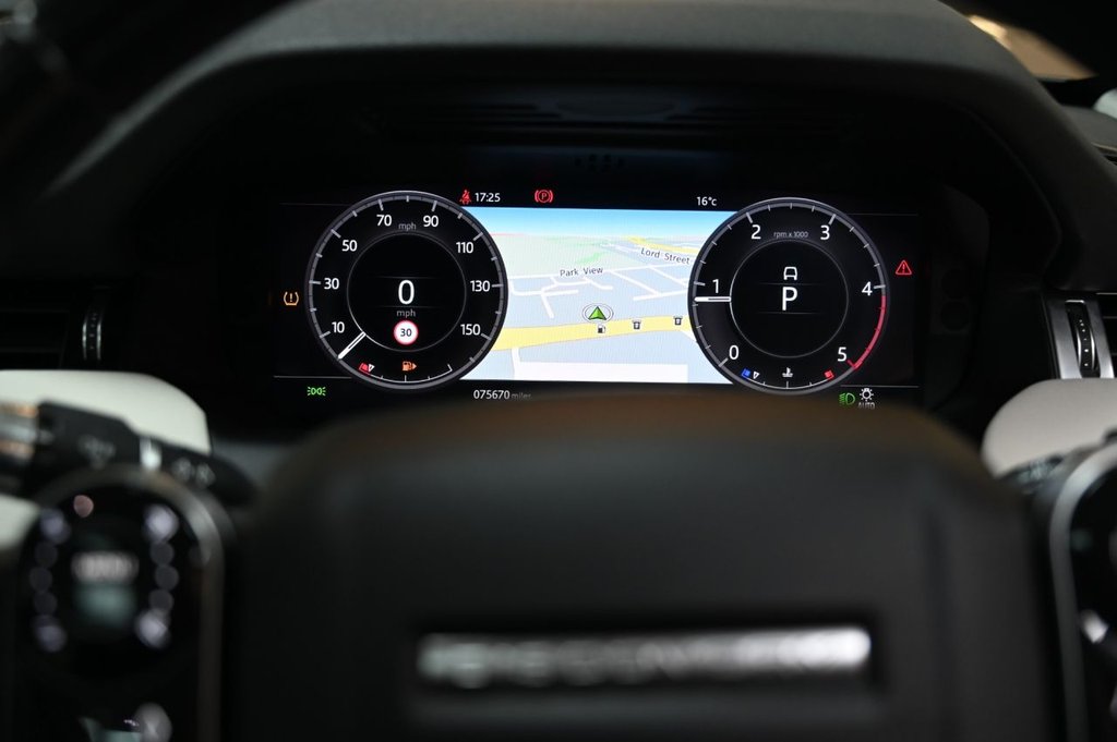 Used Land Rover Discovery Sport 2020 for sale - 76520440: Photo 16