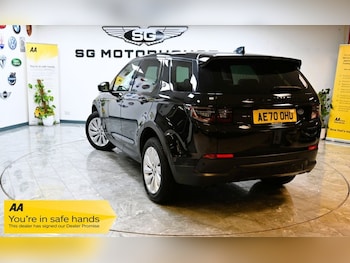 Used Land Rover Discovery Sport 2020 for sale - 76520440: Photo