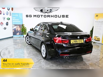 Used BMW 3 Series 2017 for sale - 79482402: Photo