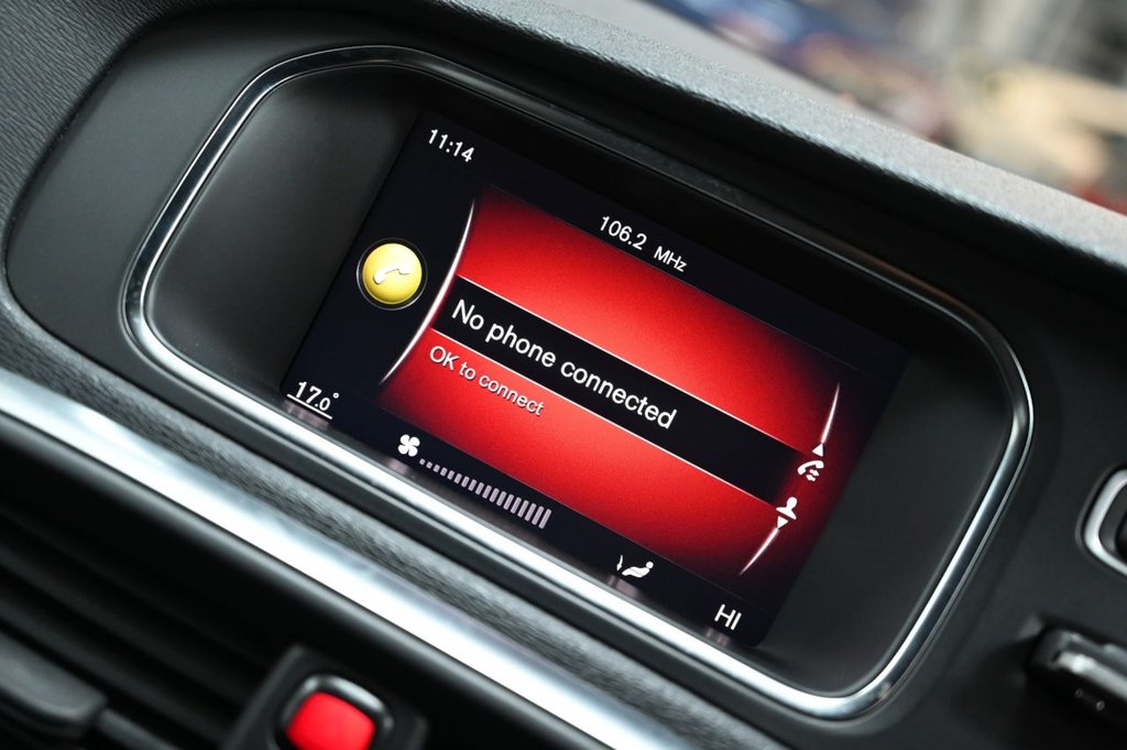 Used Volvo V40 2018 for sale - 76586682: Photo 23