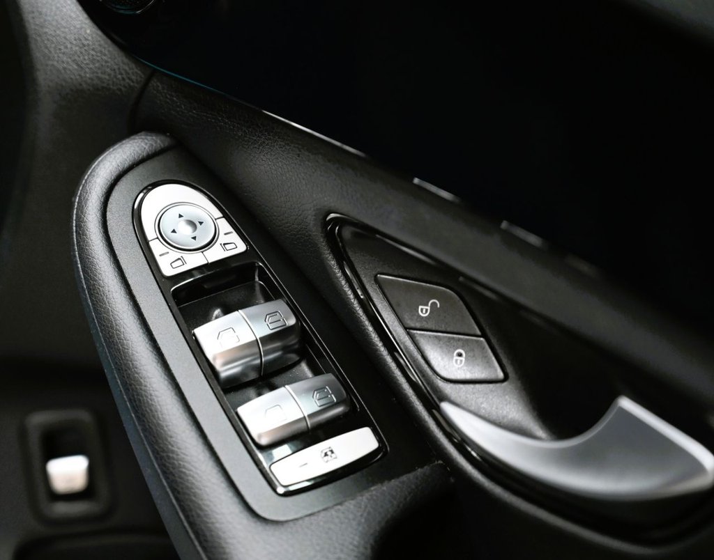 Used Mercedes-Benz C Class 2016 for sale - 77785912: Photo 24