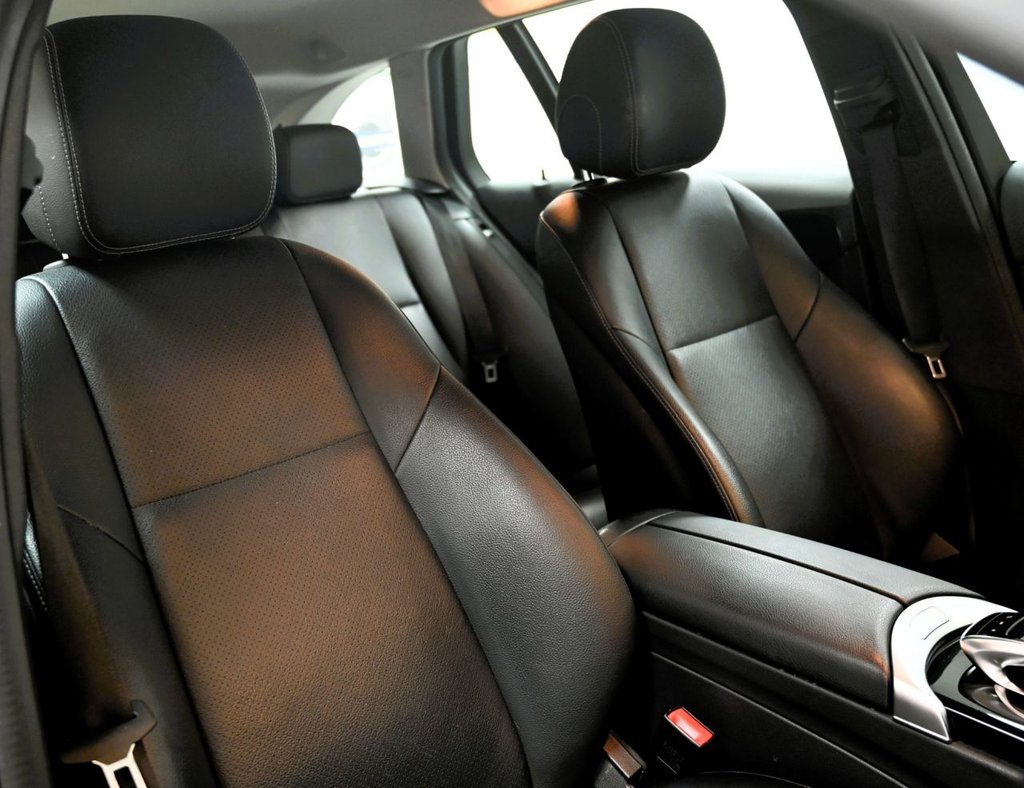 Used Mercedes-Benz C Class 2016 for sale - 77785912: Photo 4