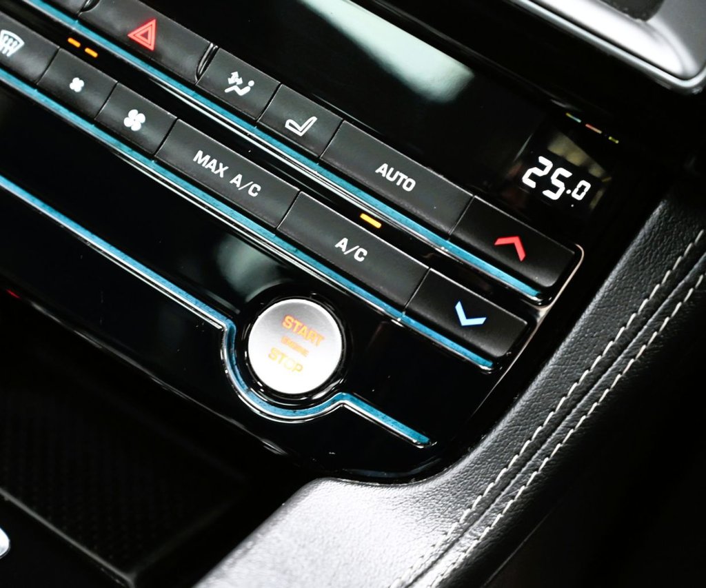 Used Jaguar F-Pace 2020 for sale - 77360160: Photo 17