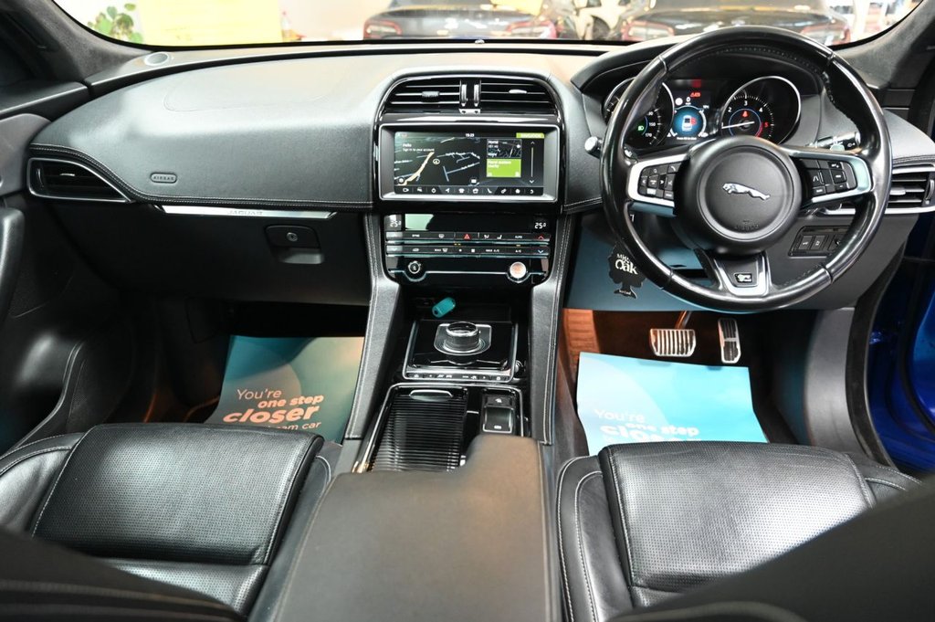 Used Jaguar F-Pace 2020 for sale - 77360160: Photo 4