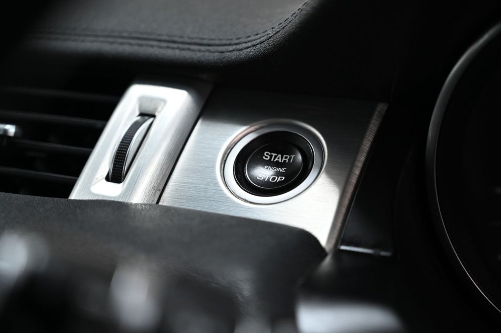 Used Land Rover Range Rover Evoque 2017 for sale - 76139904: Photo 17
