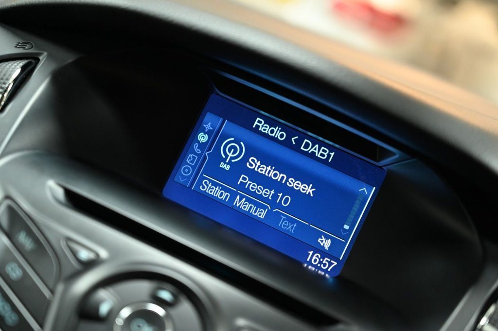 Used Ford Focus 2014 for sale - 76840892: Photo 19