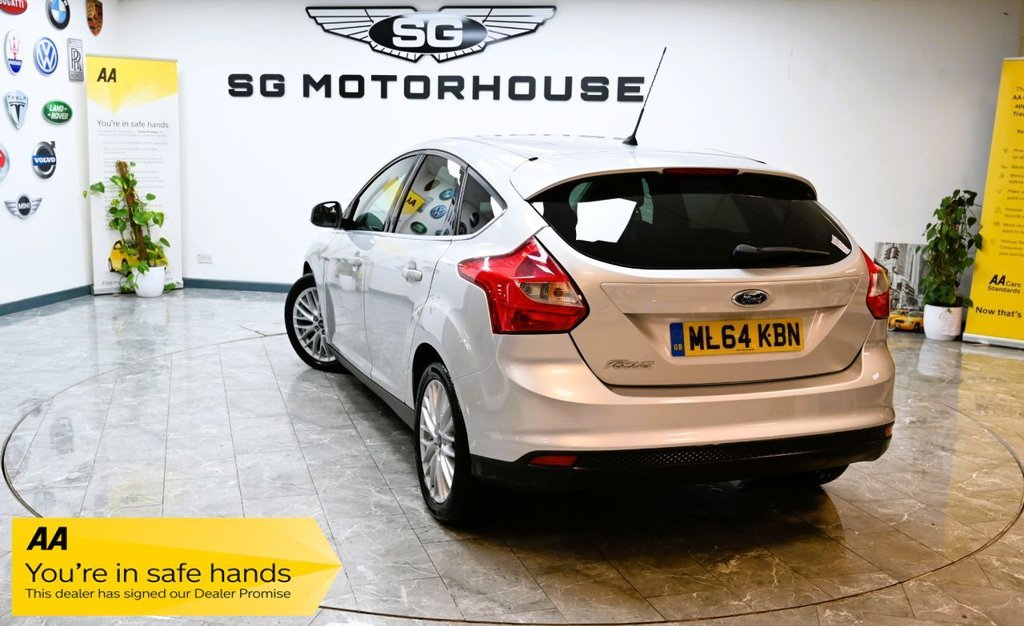 Used Ford Focus 2014 for sale - 76840892: Photo 2