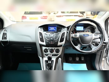 Used Ford Focus 2014 for sale - 76840892: Photo