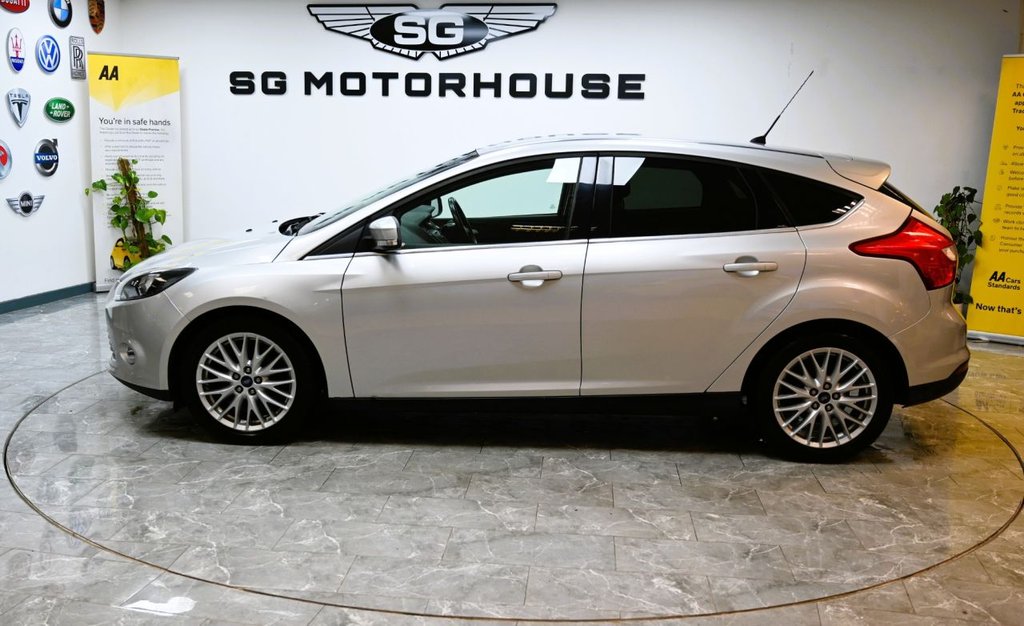 Used Ford Focus 2014 for sale - 76840892: Photo 9