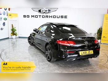 Used Mercedes-Benz C-Class 2018 for sale - 75573634: Photo