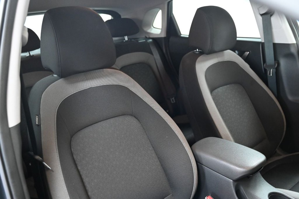 Used Hyundai KONA 2018 for sale - 77893678: Photo 4