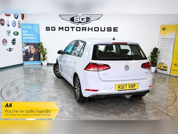 Used Volkswagen Golf 2017 for sale - 78603312: Photo
