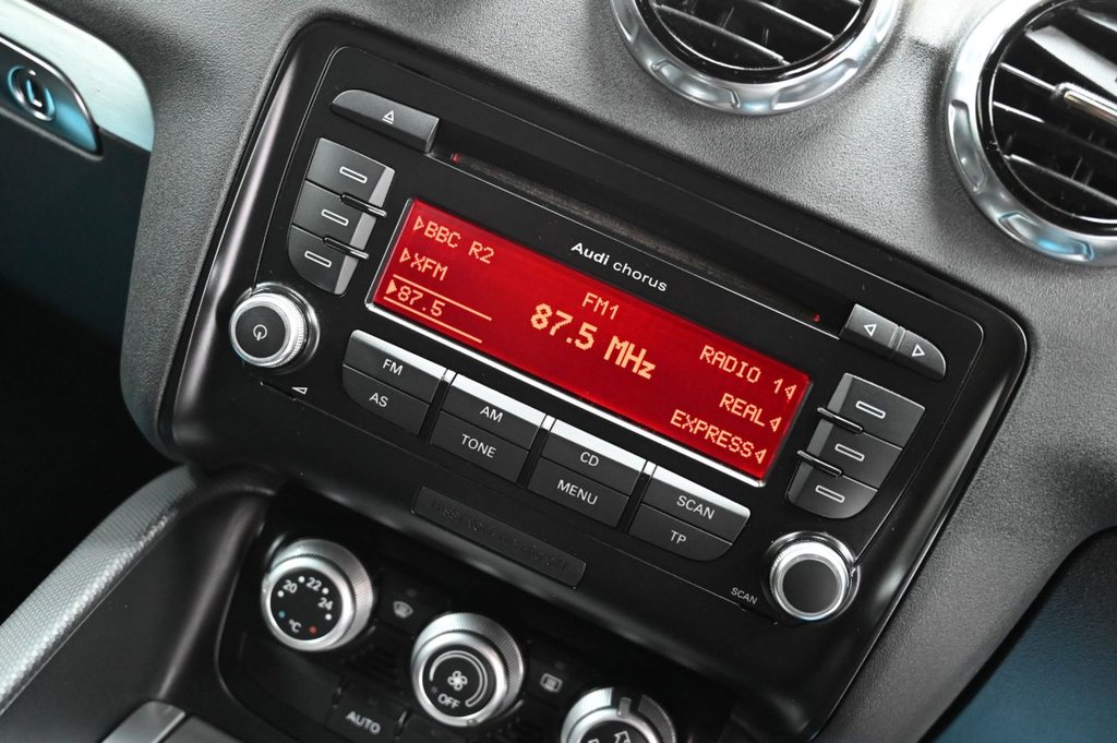 Used Audi TT 2010 for sale - 77539515: Photo 16