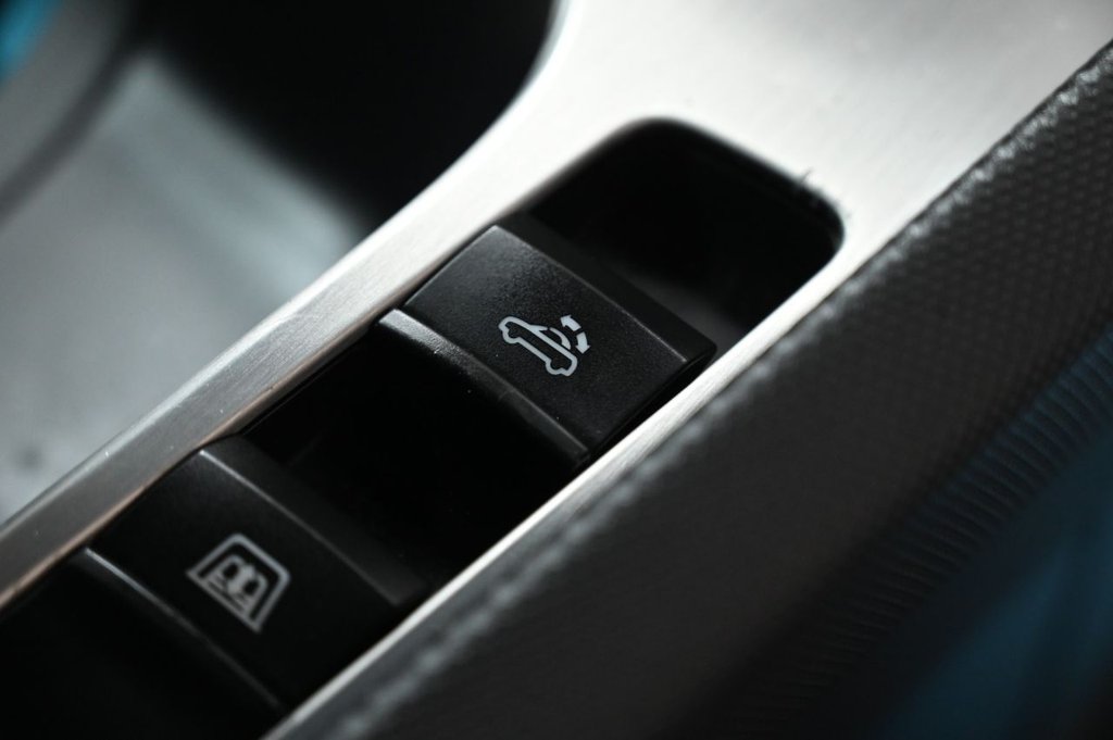 Used Audi TT 2010 for sale - 77539515: Photo 22