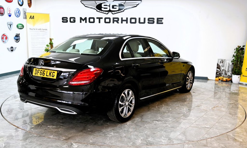 Used Mercedes-Benz C Class 2016 for sale - 77884945: Photo 12