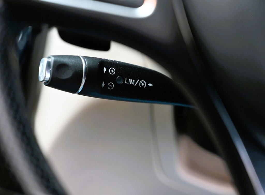 Used Mercedes-Benz C Class 2016 for sale - 77884945: Photo 23