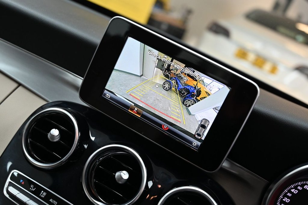 Used Mercedes-Benz C Class 2016 for sale - 77884945: Photo 6