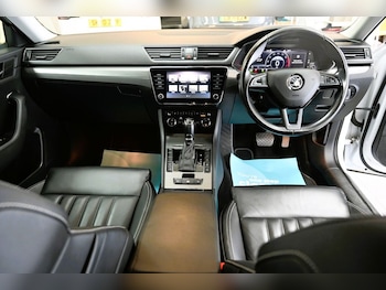 Used Skoda Superb 2020 for sale - 78036329: Photo