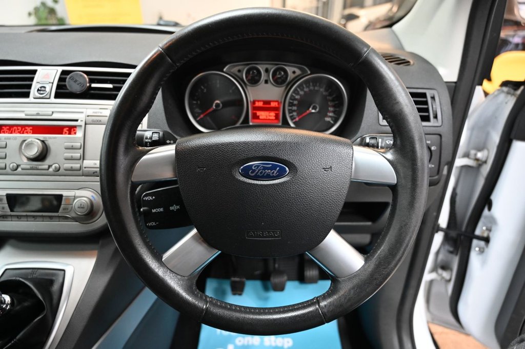 Used Ford Kuga 2011 for sale - 77693510: Photo 15